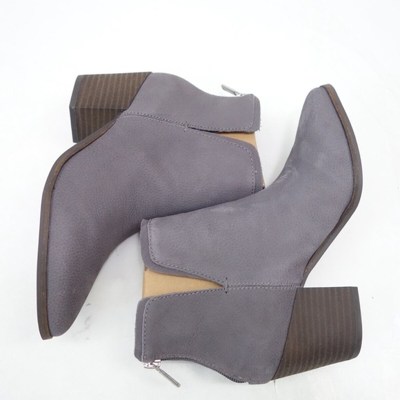 Lucky Brand Womens Grey Beylon Zip Up Heeled Boots Booties NWOT - Picture 6 of 7